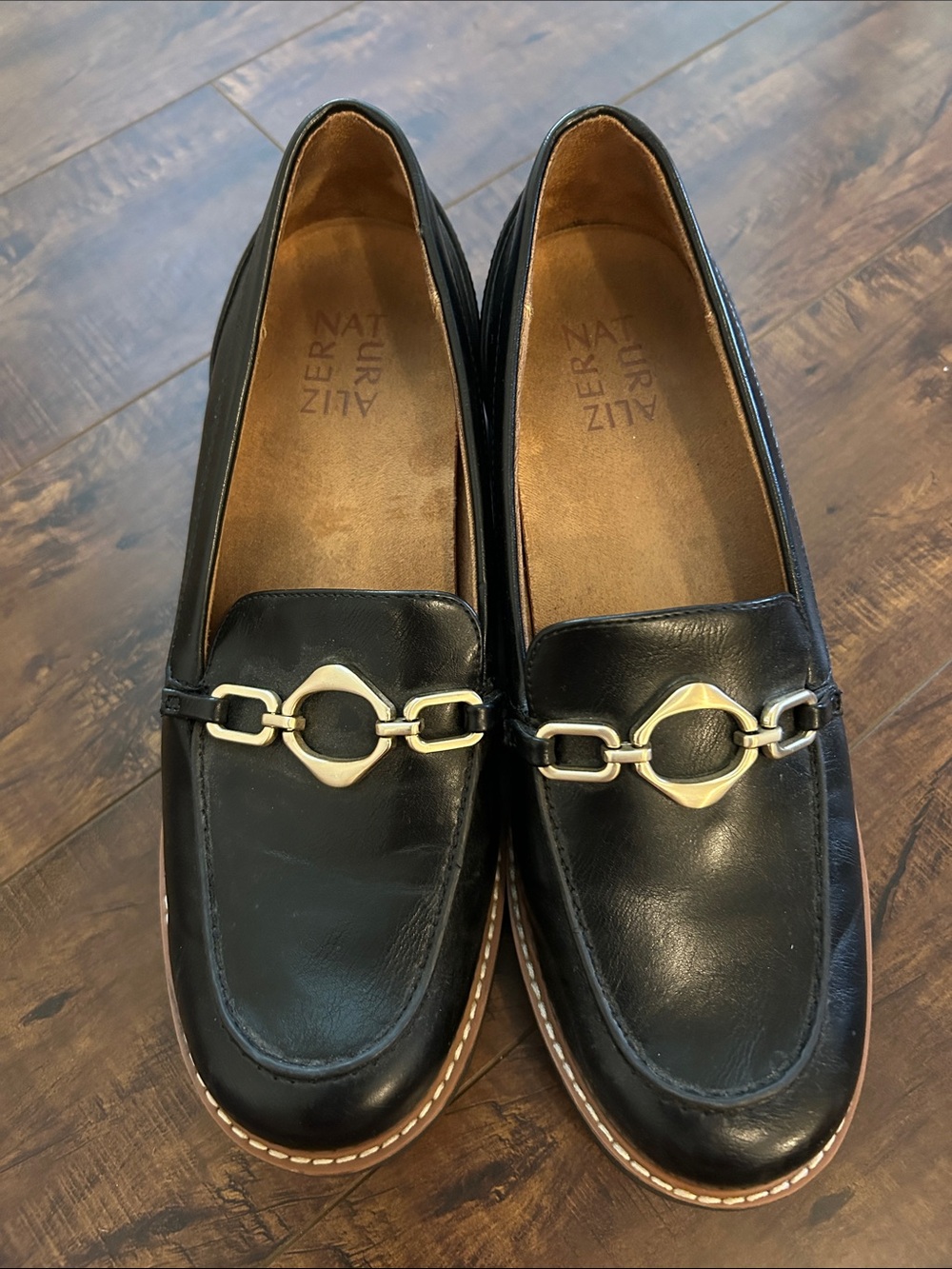 Naturalizer Black Leather Loafers with Gold Chain Accent